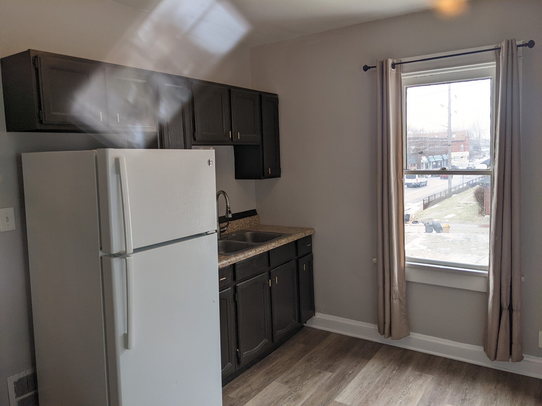 Building Photo - 506 Woodruff Place Middle Dr