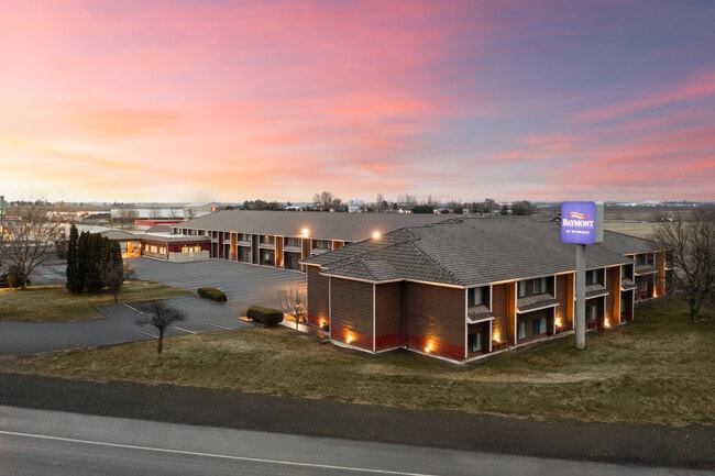Building Photo - 1819 Kittelson Rd