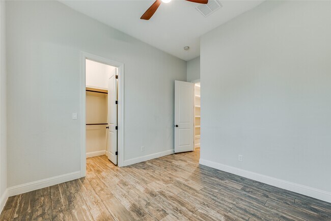 Building Photo - 25126 Scarlett Manor Ct