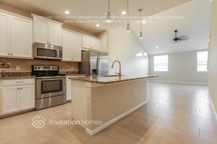 Building Photo - 11914 Meadowgate Pl