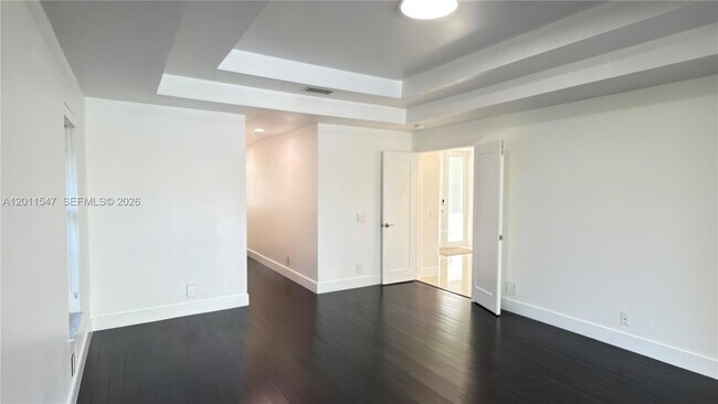 Building Photo - 3767 Oak Ridge Cir