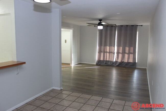 Building Photo - Gorgeous 3BD/2BA Home in Bakersfield's 93309 — Won't Last Long!