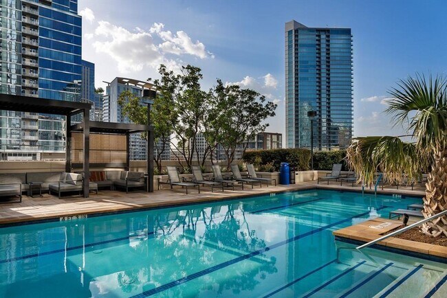 Building Photo - Condo High Rise - Lady Bird Lake Views