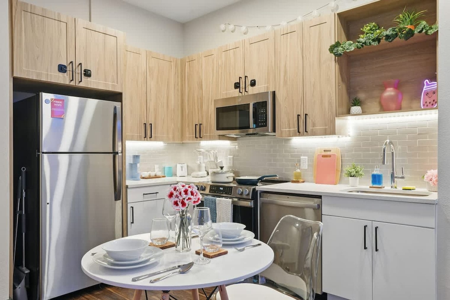 Building Photo - 9127 Research Blvd