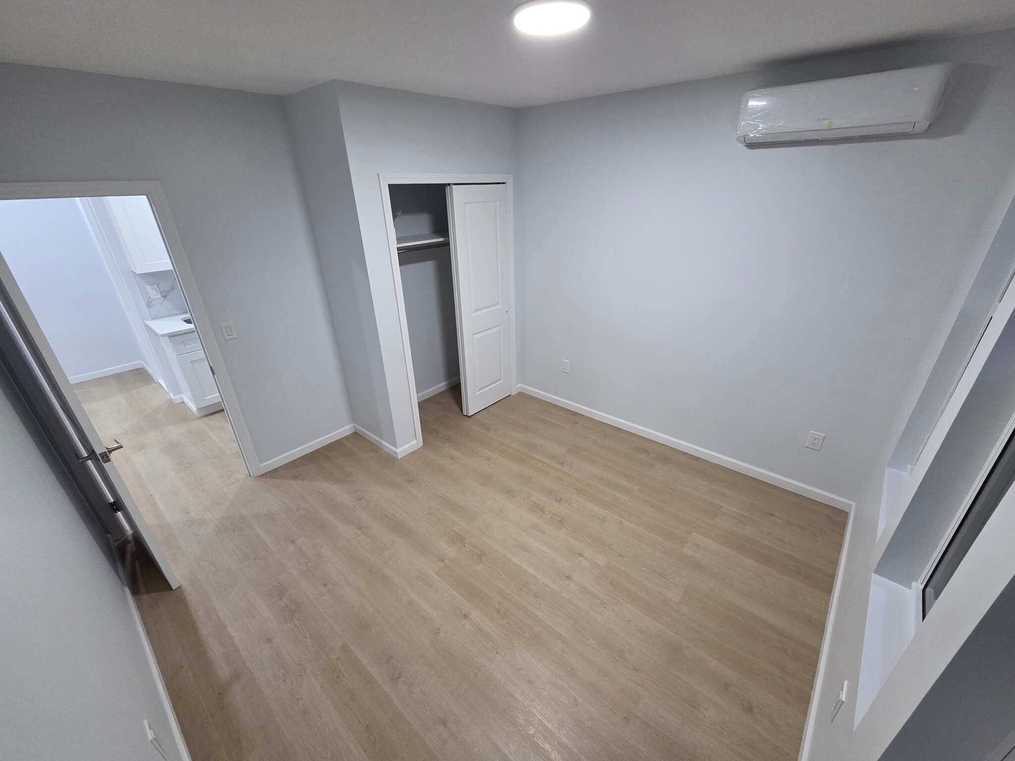 2-bedroom unit/bedroom 1 - 3258 86th St