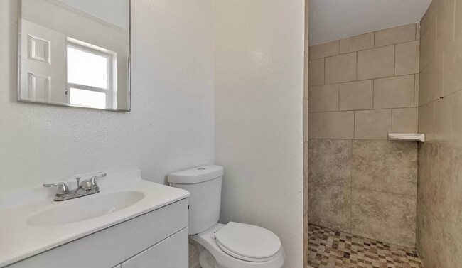 Building Photo - 3134 W Missouri Ave