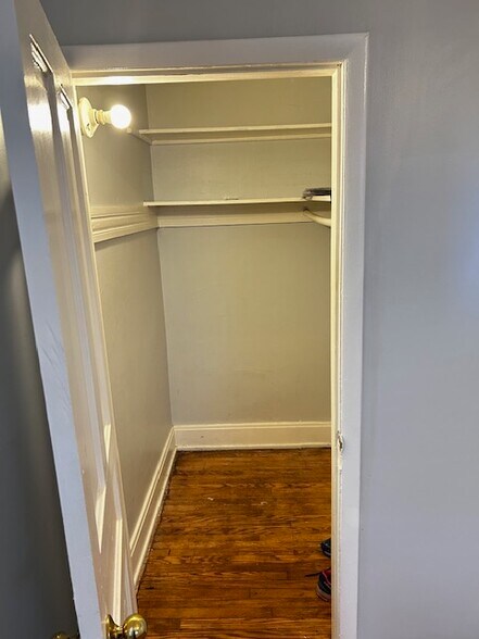 Walk in Closet - 4523 Homer Ave