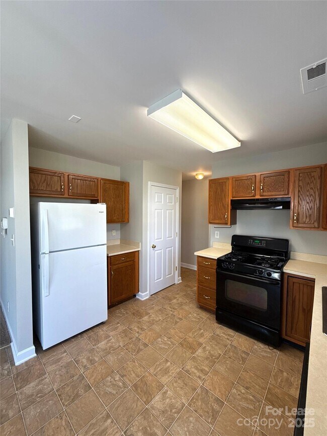 Building Photo - 14446 O'Casey Ln