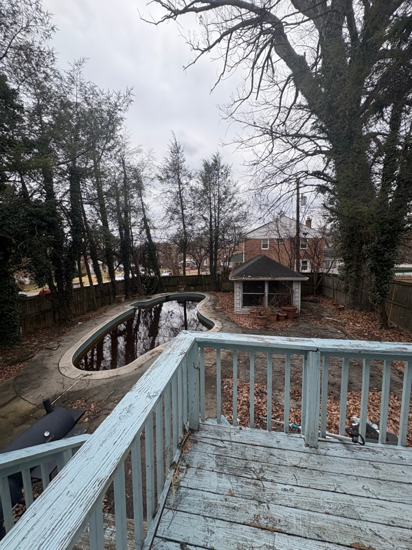 Building Photo - 412 N Bend Rd