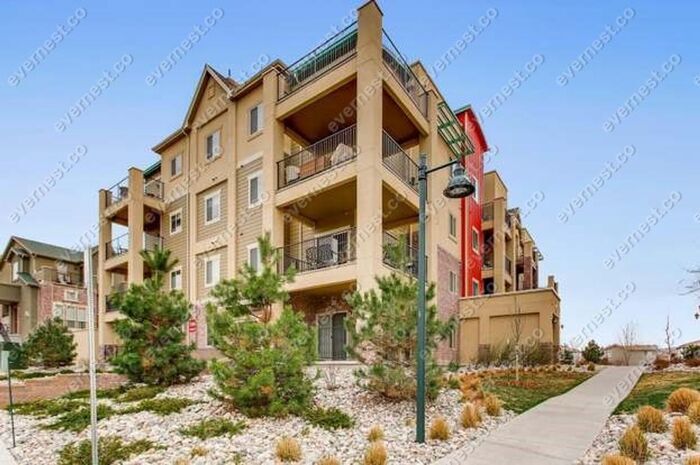 Building Photo - 1144 Rockhurst Dr