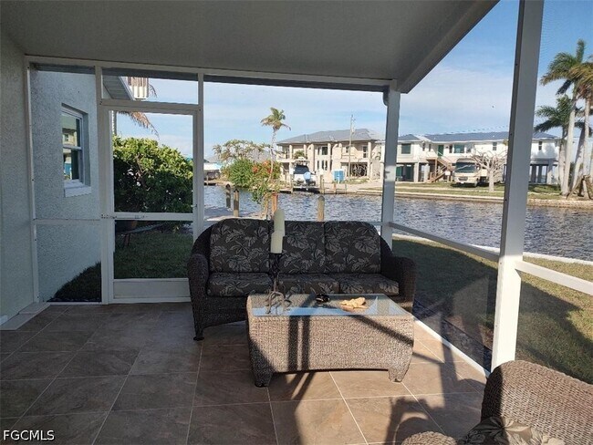 Building Photo - 2585 Third St