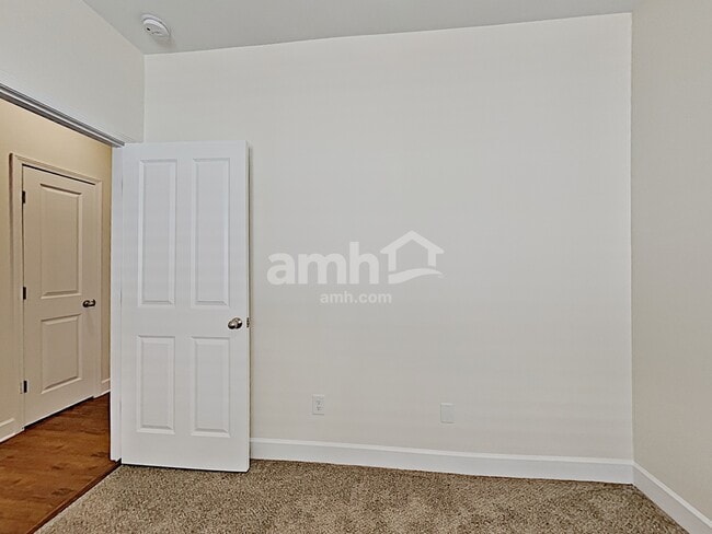 Building Photo - 2214 Rigden Mill Dr