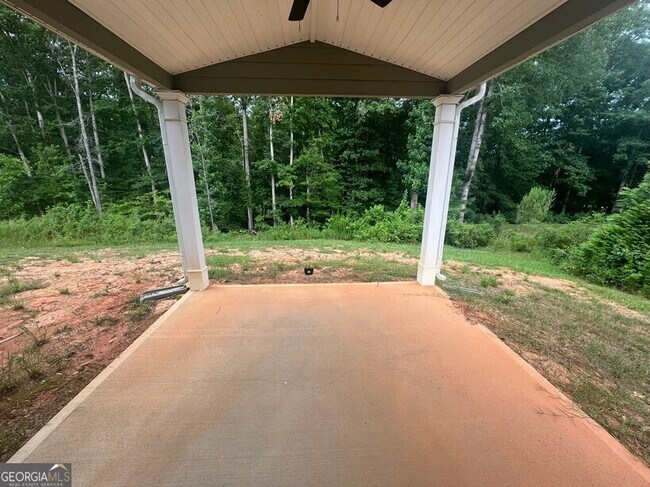Building Photo - 50 Crabapple Ridge Dr
