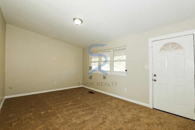 Building Photo - Move in before January 31st and get $100 OFF your rent for the first 3 months — PLUS a $250 Amazo...