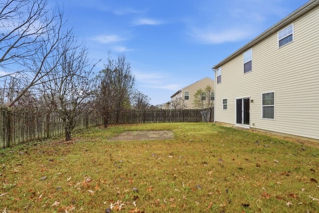 Building Photo - Move-In Ready Gem Near UNCC with Fresh Updates