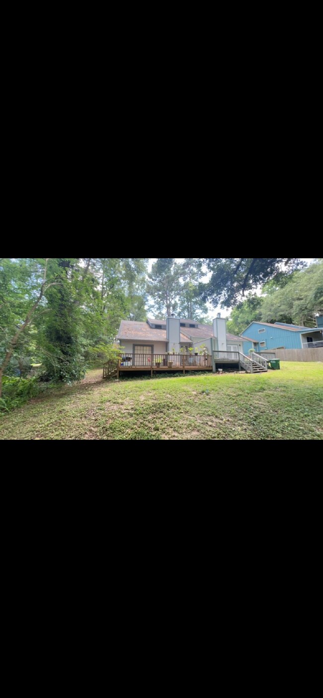 Building Photo - Large 2BD/ 2BTH with loft-Great Location