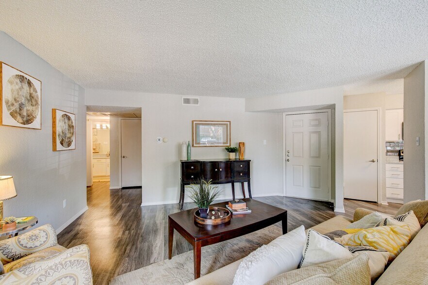 The 18880 Marsh Ln Dallas TX 75287 Apartment Finder