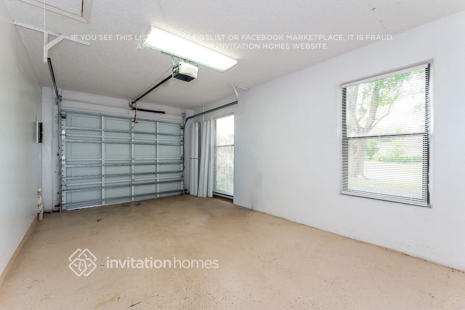 Building Photo - 4689 Palo Verde Dr