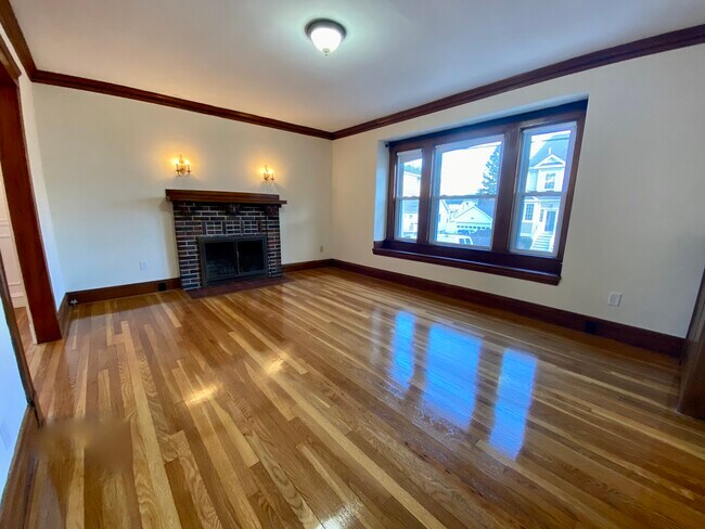 Building Photo - 9 Jonathan St