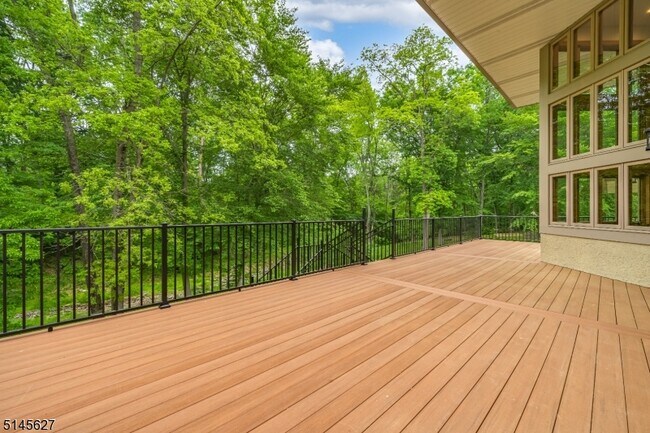 Building Photo - 36 Rocktown Hill Rd