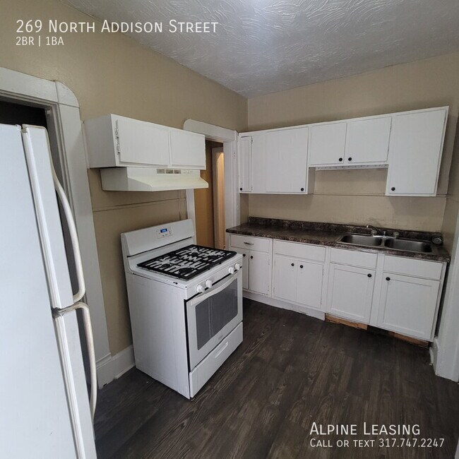 Building Photo - 269 N Addison St