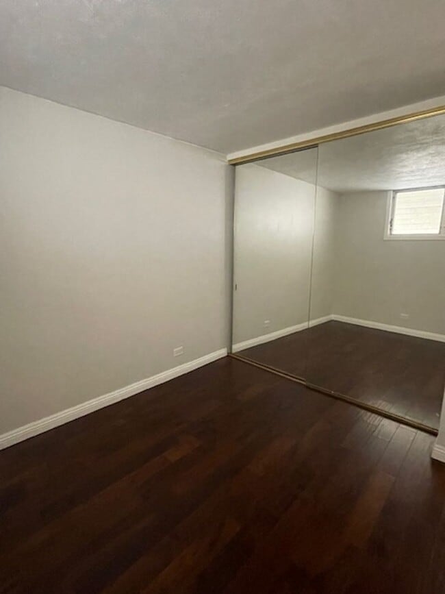 Building Photo - Available now - 2 bedroom / 2 bath / 1 cov...