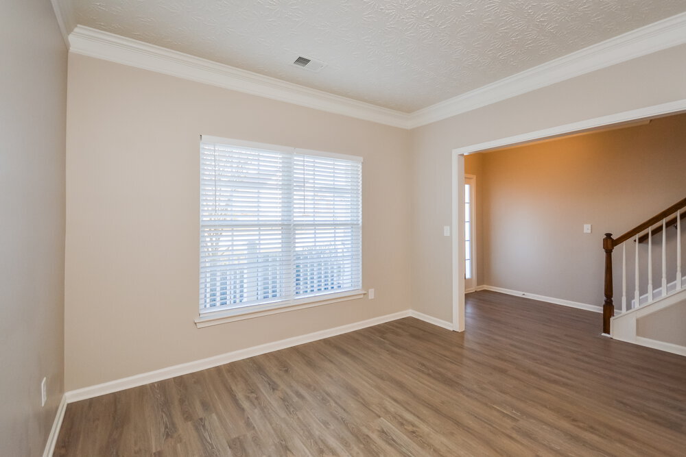 Building Photo - 80 Meadowbrook Ct