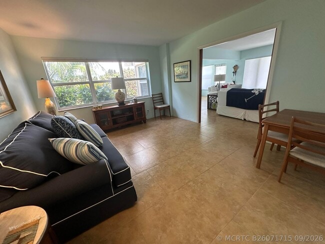 Building Photo - 308 Inlet Way