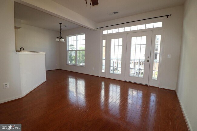 Building Photo - 21727 Indian Summer Terrace