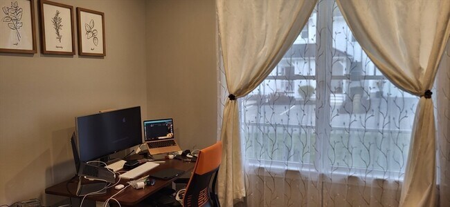 Building Photo - 299 Lexington St