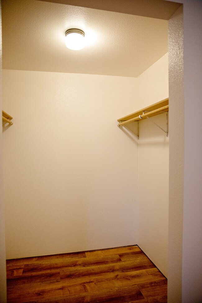 walk-in closet - 1606 E Alder St