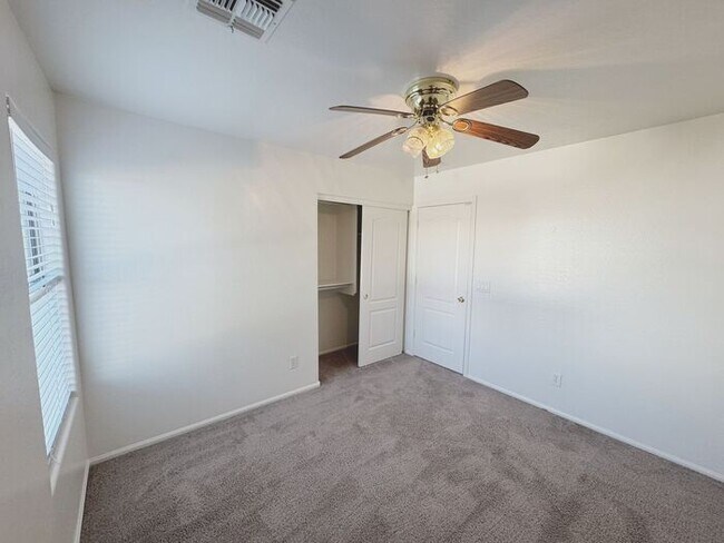 Building Photo - 4 BED, 2.5 BATH HOME IN CIRCLE CROSS RANCH SAN TAN VALLEY, AZ