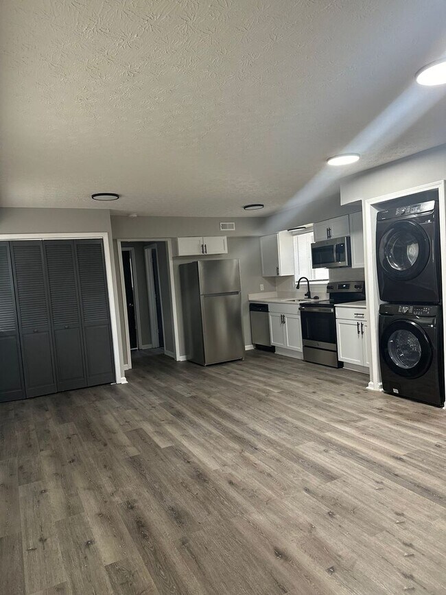 Building Photo - Welcome Home to Garfield Place Living: Whe...