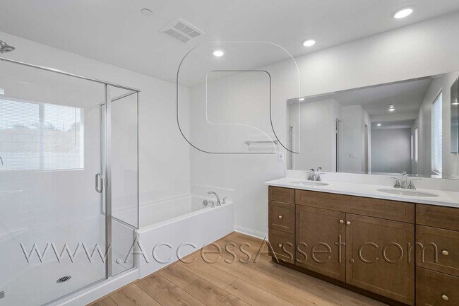Building Photo - 4812 Sicily Dr