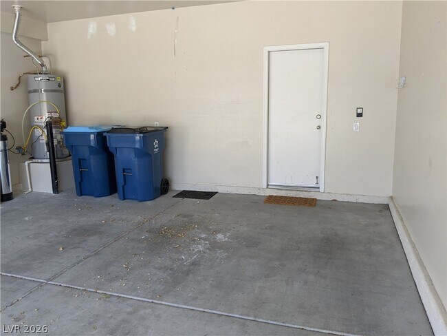 Building Photo - 7437 Ravines Ave