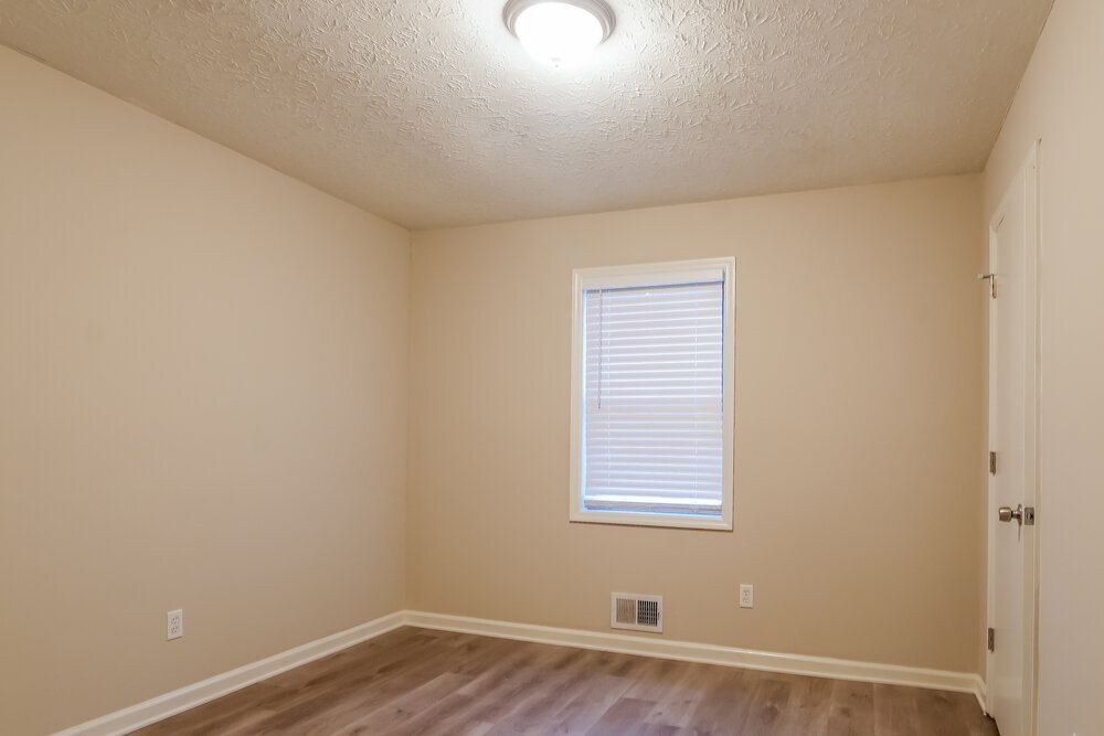 Building Photo - 3035 Sumit Wood Dr NW