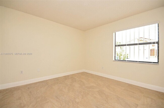 Building Photo - 10400 SW 67th St