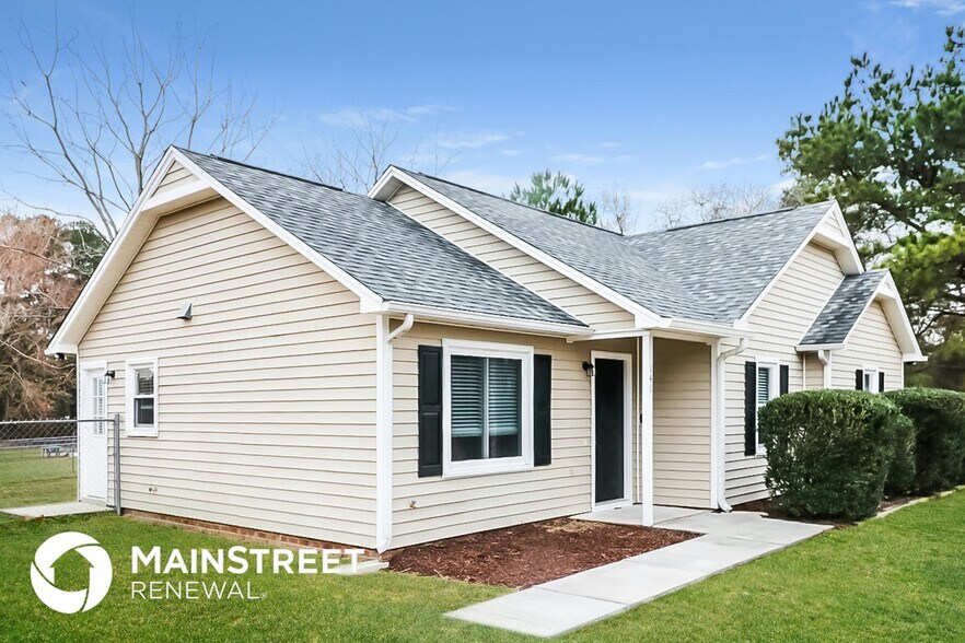 Building Photo - 146 D A King Dr