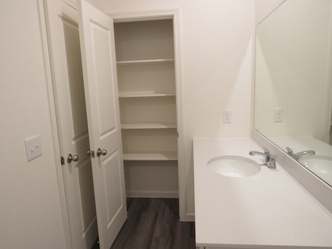 Building Photo - 9538 Travertine Court