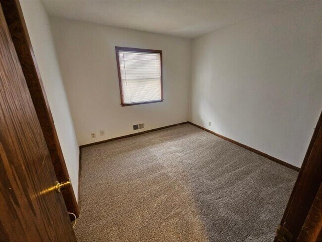 Building Photo - 4101 Lowry Ave N