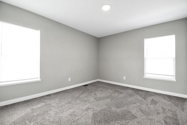 Building Photo - 568 Wellington Cross Drive