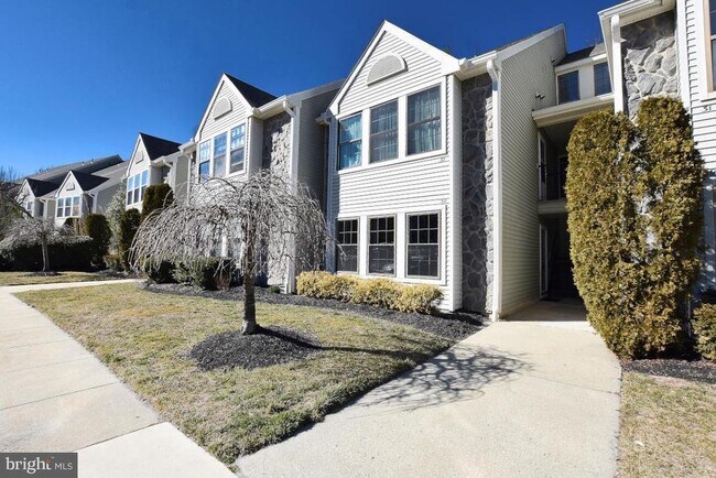Primary Photo - 30 Bridgewater Dr