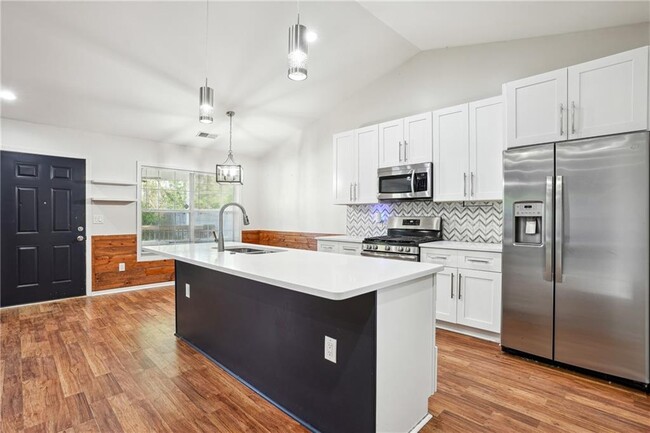 Building Photo - 2061 Tiger Flowers Dr NW