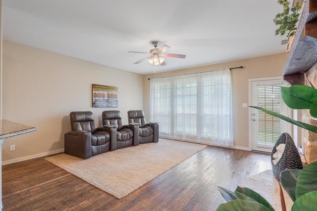 Building Photo - 2116 Chambers Dr