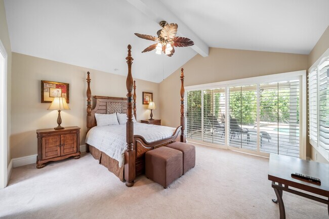 Building Photo - 43512 Via Magellan Dr