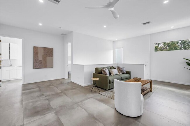 Building Photo - 2314 Floyd St