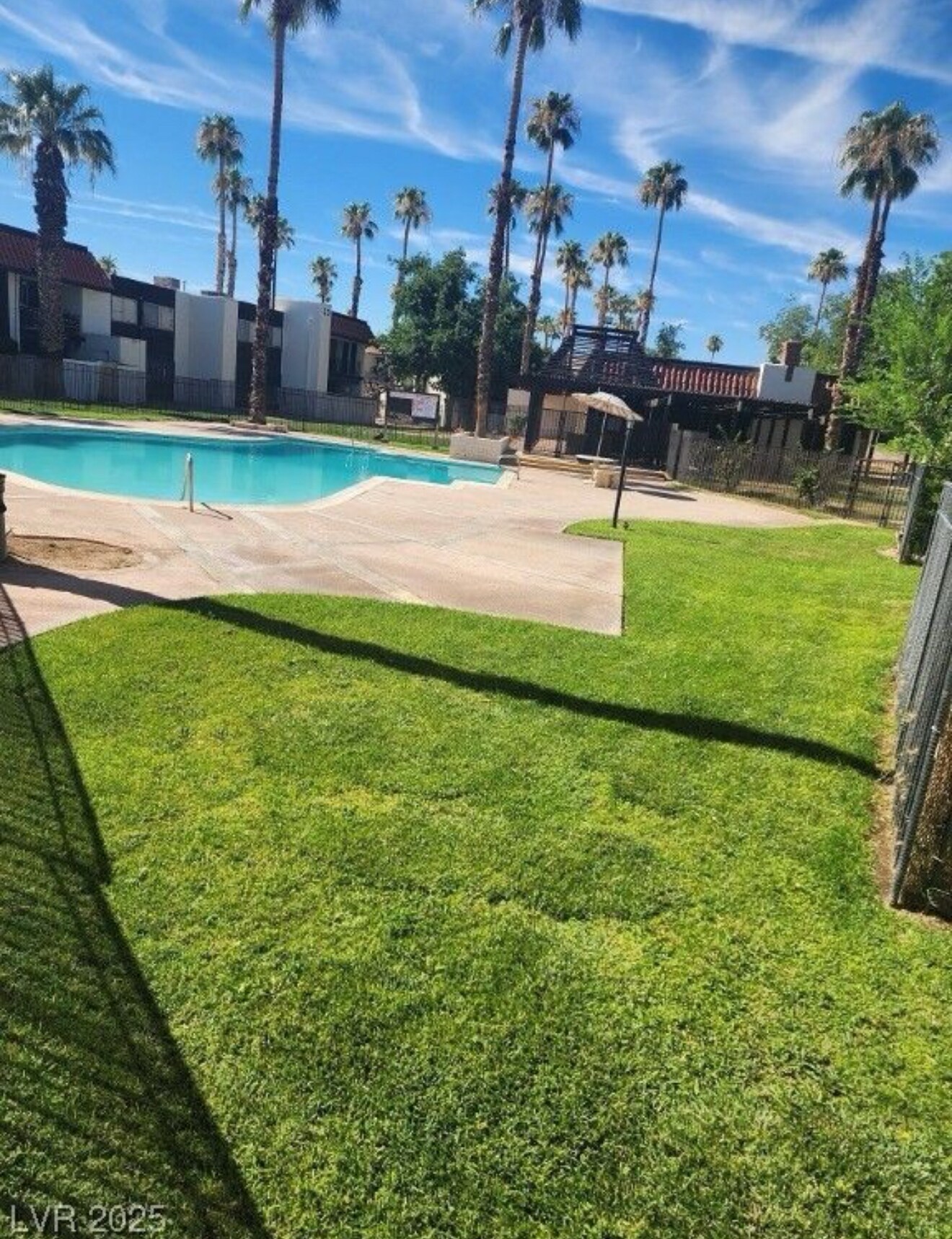 Building Photo - 1405 Vegas Valley Dr
