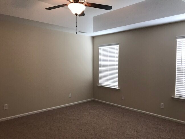 Building Photo - 9033 Brevard Rd