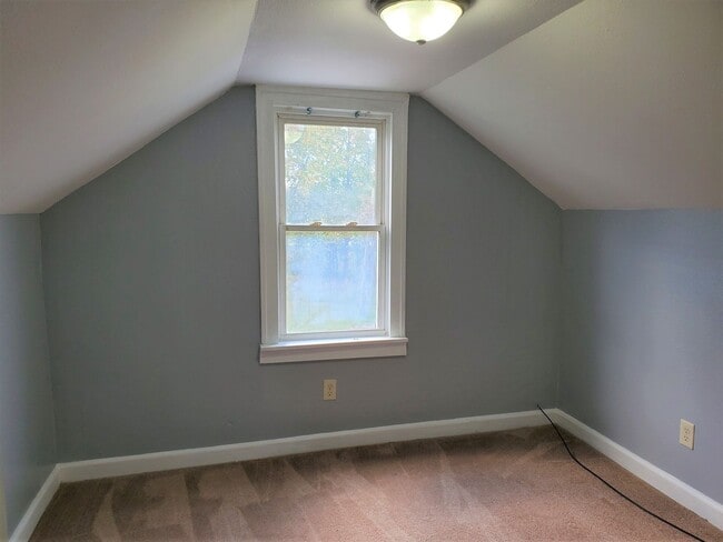 Building Photo - 1634 Peartree Rd