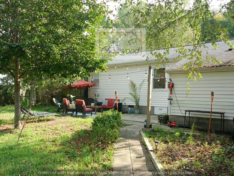 Building Photo - 3284 Chickahominy Rd